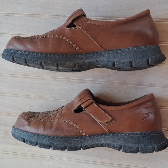 Dr. Scholl's Brown Leather Clara Slip-On Double Air Pillo Comfort Flats Loafer - Picture 6 of 11